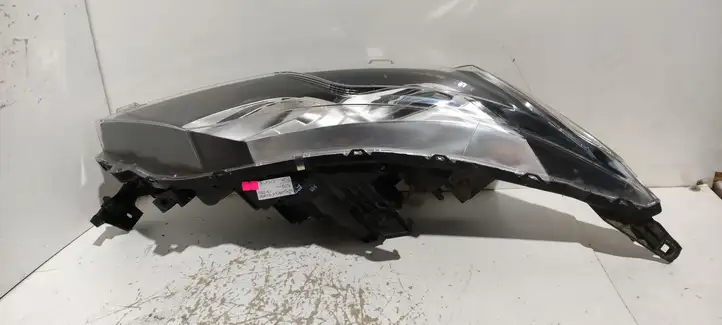 Mitsubishi Eclipse Cross (2018 - ) Передняя фара — фото 5