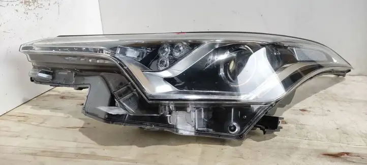Toyota C-HR I (2016 - 2022) 81150F4031 Передняя фара — фото 1