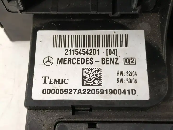 Mercedes-Benz E W211 (2002 - 2009) 2115454201 Блок предохранителей — фото 5
