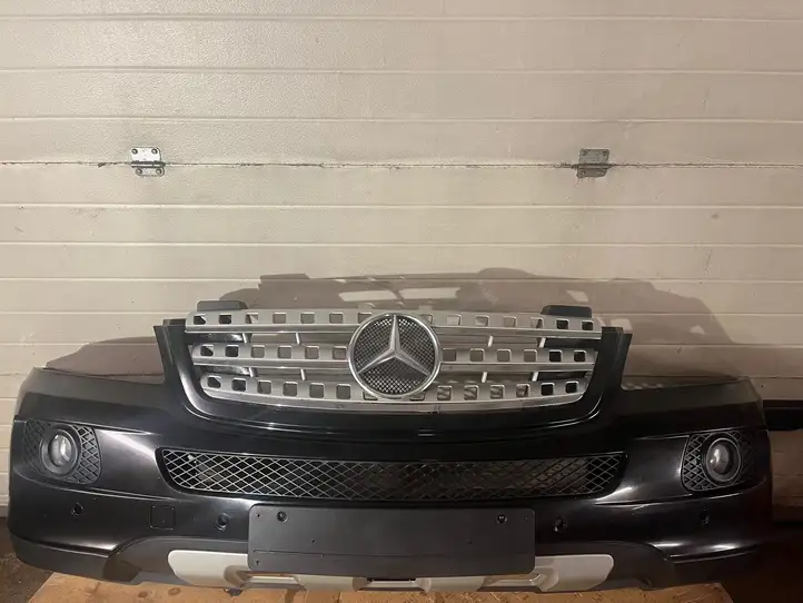 Mercedes-Benz ML W164 (2005 - 2011) Комплект переднего бампера — фото 1