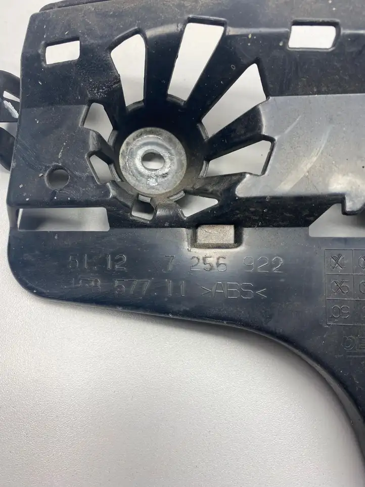 BMW 3 F30 F35 F31 (2012 - 2018) 7256922 Кронштейн заднего бампера — фото 2