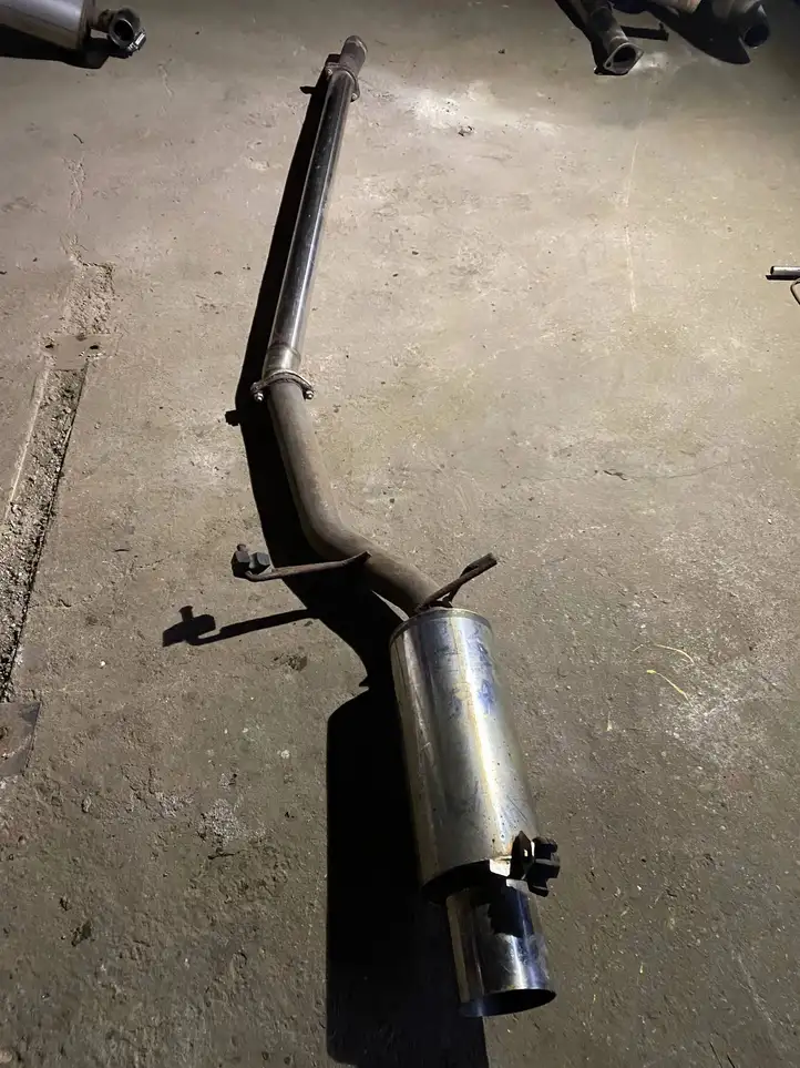 Subaru WRX STI (2001 - 2007) Глушитель — фото 1