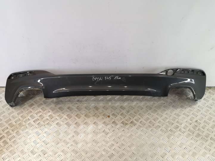 21754011 BMW 5 G30 G31 Apatinė bamperio dalis