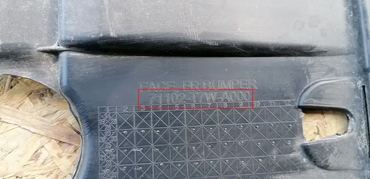 Honda HR-V (2015 - 2020) 71102T7WA000 Нижняя часть переднего бампера — фото 9