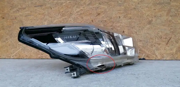 Toyota Hilux (AN120, AN130) (2015 - 2017) 811100K792 Передняя фара — фото 9