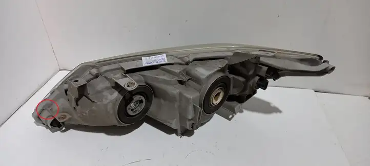 Toyota Camry VIII XV70 (2017 - 2020) Передняя фара — фото 3