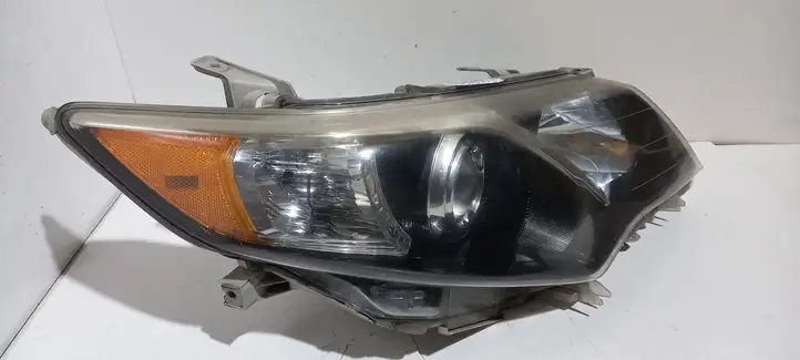 Toyota Camry VIII XV70 (2017 - 2020) Передняя фара — фото 8