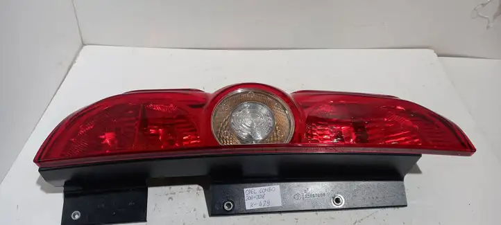 Opel Combo C (2011 - 2017) 00519248460 Задний фонарь в кузове — фото 4
