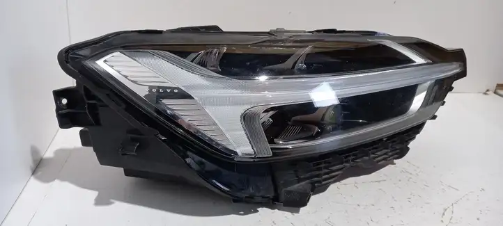 Volvo XC60 (2017 - ) 31420418 Передняя фара — фото 3