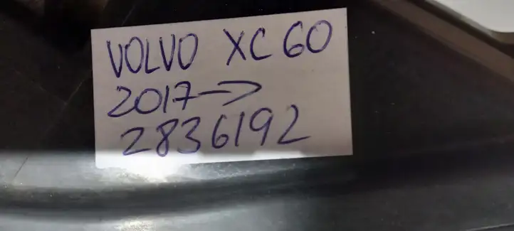 Volvo XC60 (2017 - ) 31420418 Передняя фара — фото 4