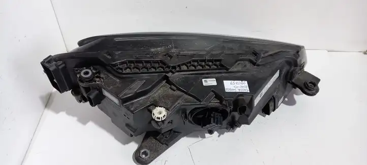 Skoda Superb B8 (3V) (2015 - 2023) 3V1941015 Передняя фара — фото 10