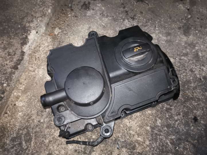 Volkswagen Polo (2005 - 2009)  045103475E Крышка головки