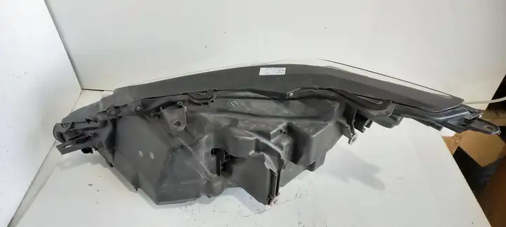 Lexus RX 450H (2015 - 2019) Передняя фара — фото 6