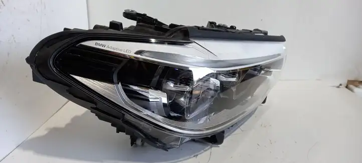 BMW 5 G30 G31 (2016 - ) 8499122 Передняя фара — фото 6