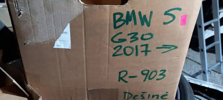 BMW 5 G30 G31 (2016 - ) 8499122 Передняя фара — фото 8