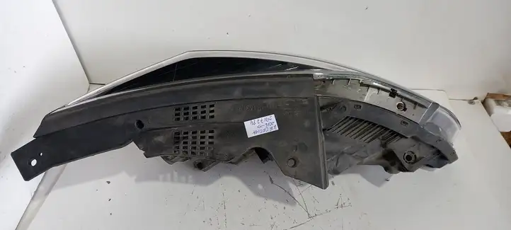 Kia Optima (2015 - 2018) 92101D4520 Передняя фара — фото 2