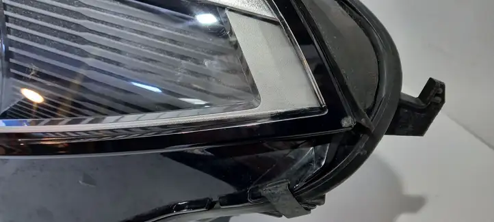 BMW X6 G06 (2019 - ) 7933339 Передняя фара — фото 6