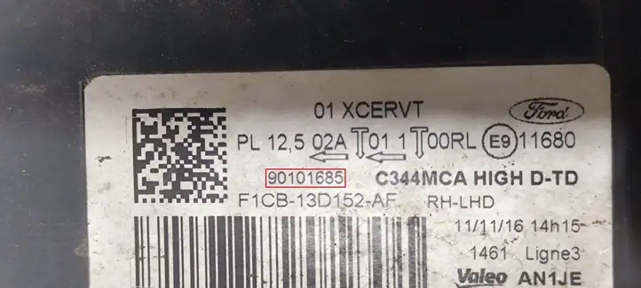 Ford C-MAX II (2015 - ) 90101685 Передняя фара — фото 6