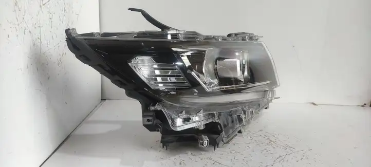 Toyota Land Cruiser (J150) (2009 - ) 8114560N20 Передняя фара — фото 10