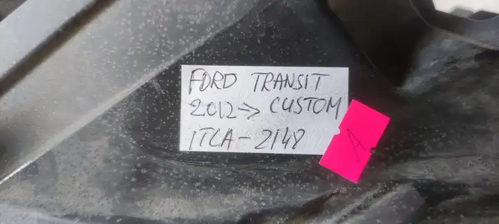 Ford Transit (2013 - 2017) Передняя фара — фото 5