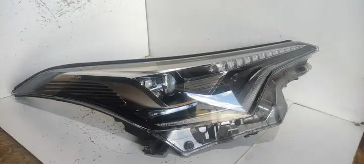 Toyota C-HR I (2016 - 2022) 81110F4170 Передняя фара — фото 1
