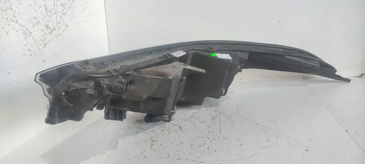 Toyota C-HR I (2016 - 2022) 81110F4170 Передняя фара — фото 6