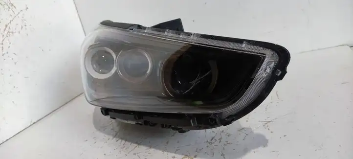Hyundai i30 (2017 - ) 92102G4120 Передняя фара — фото 9