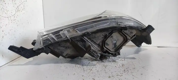 Toyota Hilux (AN120, AN130) (2015 - 2017) Передняя фара — фото 7