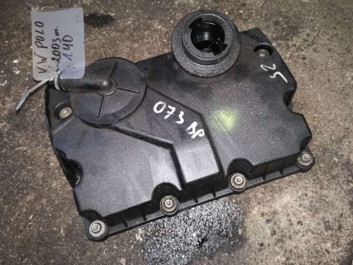 Volkswagen Polo (2005 - 2009)  045103475C Крышка головки