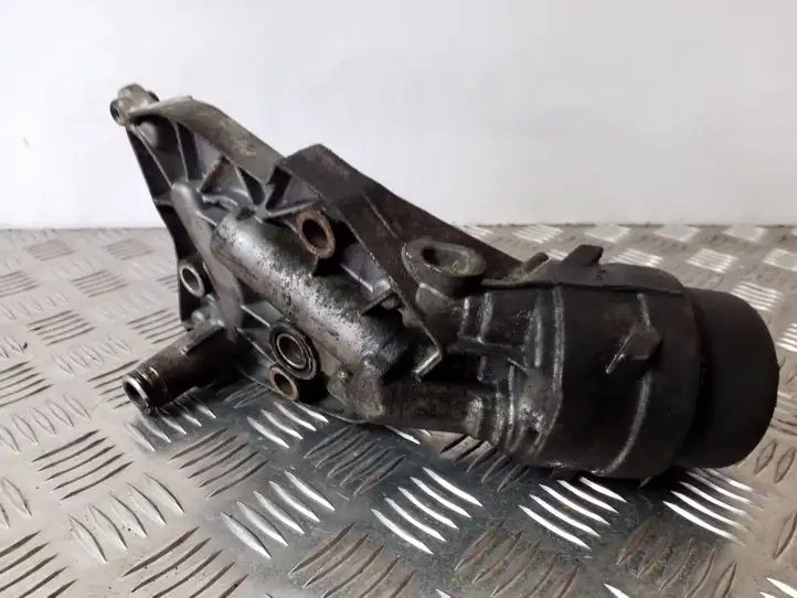 Opel Astra J (2012 - 2015) 55578737 Кронштейн масляного фильтра — фото 2