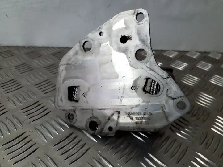 Opel Astra J (2012 - 2015) 00055578737 Кронштейн масляного фильтра — фото 4