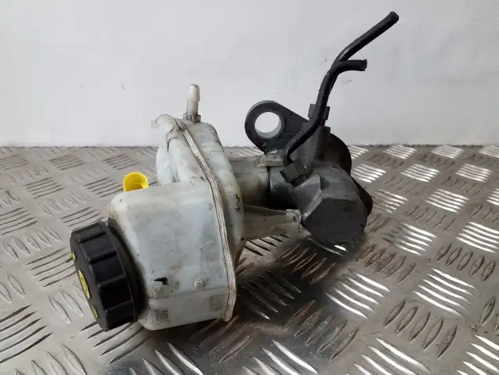 Opel Astra J (2012 - 2015) 41550110 Главный тормозной цилиндр — фото 4