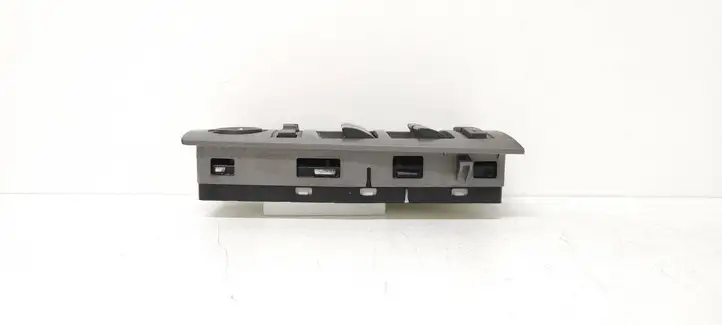 BMW 7 E65 E66 (2001 - 2008) 6917106 Кнопка стеклоподъемников — фото 4