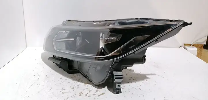 Nissan Qashqai (2017 - 2020) 10019009 Передняя фара — фото 9