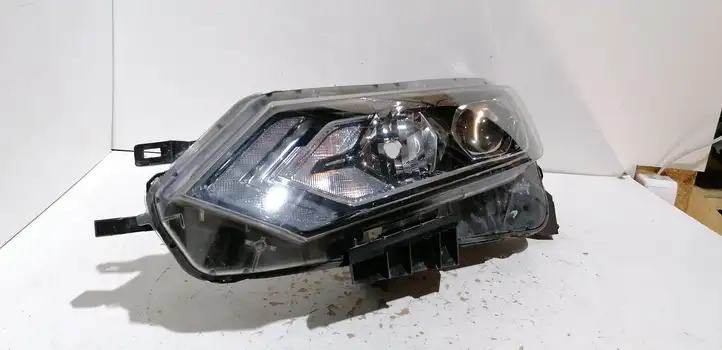 Nissan Qashqai (2017 - 2020) 10019009 Передняя фара — фото 12