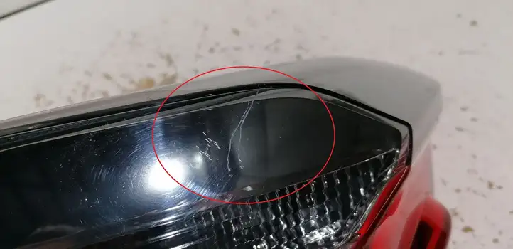 Toyota Corolla E160 E170 (2013 - ) 8155002A80 Задний фонарь в кузове — фото 4