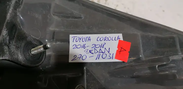 Toyota Corolla E160 E170 (2013 - ) 8155002A80 Задний фонарь в кузове — фото 6