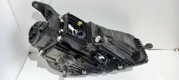 Mercedes-Benz GLE W167 (2019 - ) A1679066504 Передняя фара — фото 4