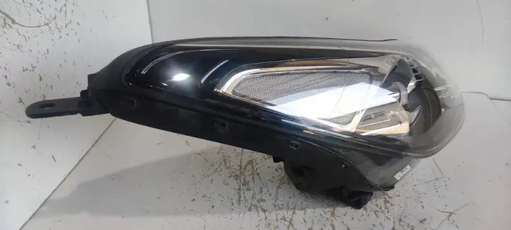 Kia Sportage (2016 - 2018) 92102F1500 Передняя фара — фото 11