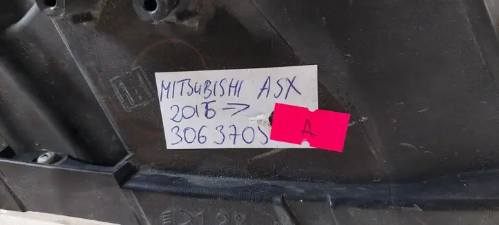 Mitsubishi ASX (2017 - 2019) Передняя фара — фото 3
