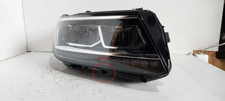 Volkswagen Tiguan (2016 - 2020) 5NB941036D Передняя фара — фото 12