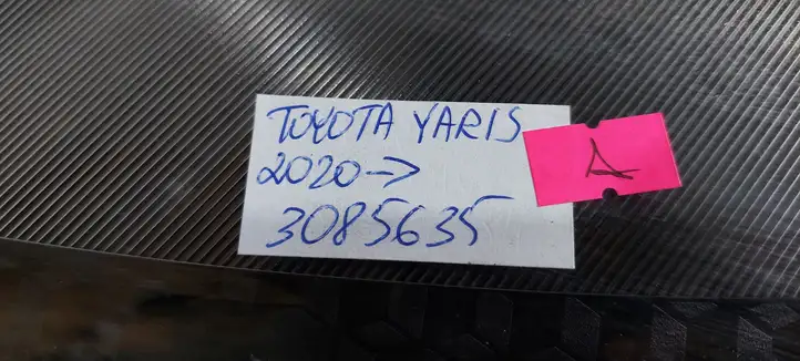 Toyota Yaris XP210 (2020 - ) Передняя фара — фото 9
