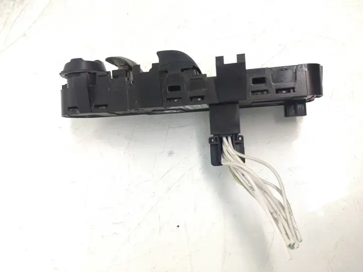 Fiat Scudo (2007 - 2016) 14012282XT Блок кнопок стеклоподъемников — фото 2