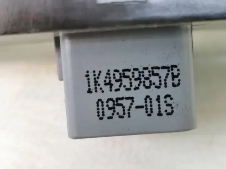 Volkswagen Touran I (2003 - 2010) 1K4959857B Блок кнопок стеклоподъемников — фото 4