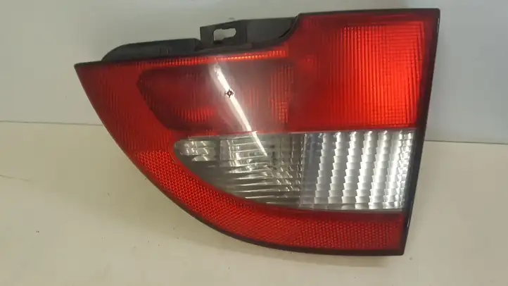 Renault Megane I (1995 - 2002) Задний фонарь в крышке багажника — фото 1