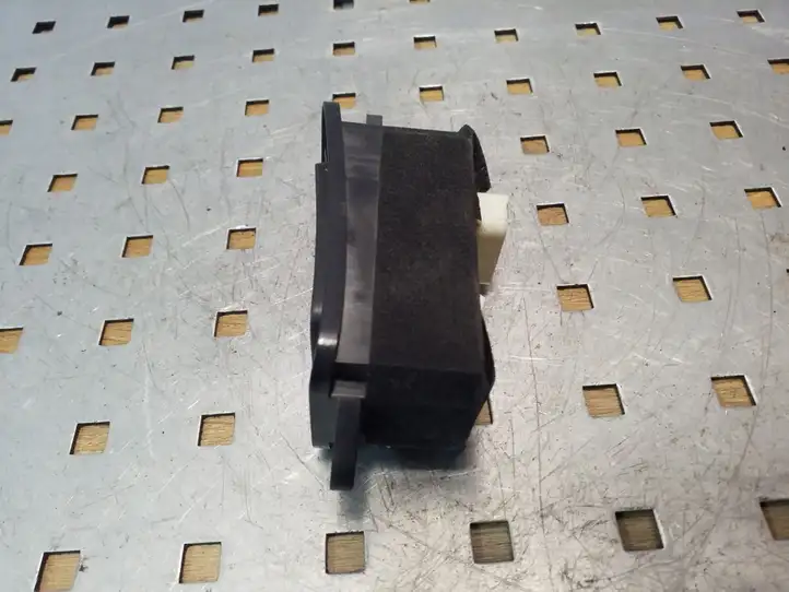Subaru Legacy (2003 - 2009) 94266AG030 Кнопка стеклоподъемников — фото 3
