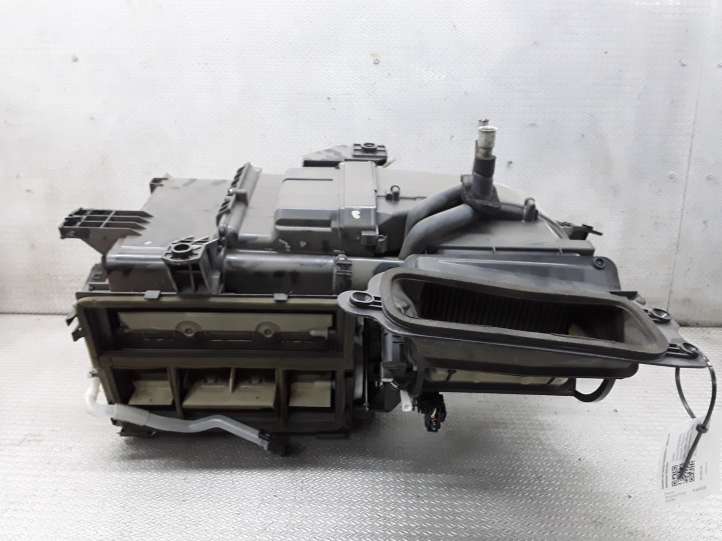 8701005450 Toyota Avensis T250 Salono oro mazgo komplektas