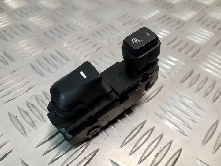 Hyundai ix35 (2009 - 2013) 3835211310 Кнопка стеклоподъемников — фото 3