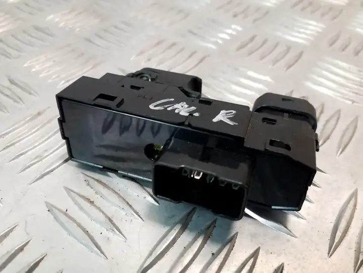 Hyundai ix35 (2009 - 2013) 3835211310 Кнопка стеклоподъемников — фото 3