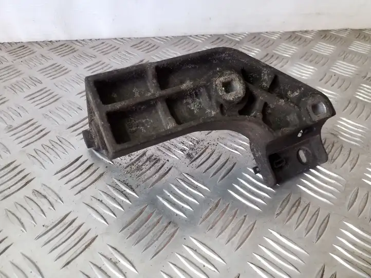 Opel Vivaro (2001 - 2006) 8200157461 Кронштейн двигателя — фото 2